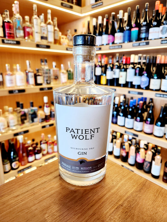 Patient Wolf Gin